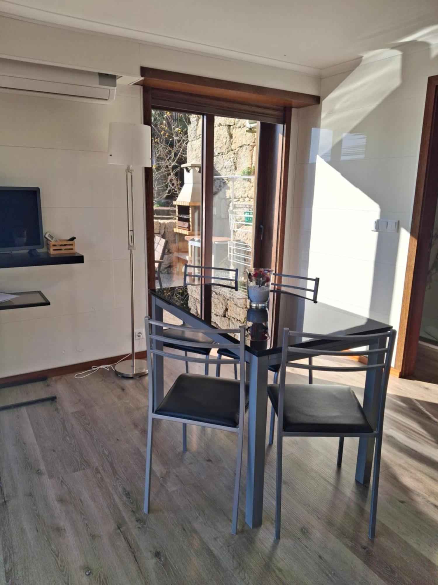 Geres Villas Eksteriør billede